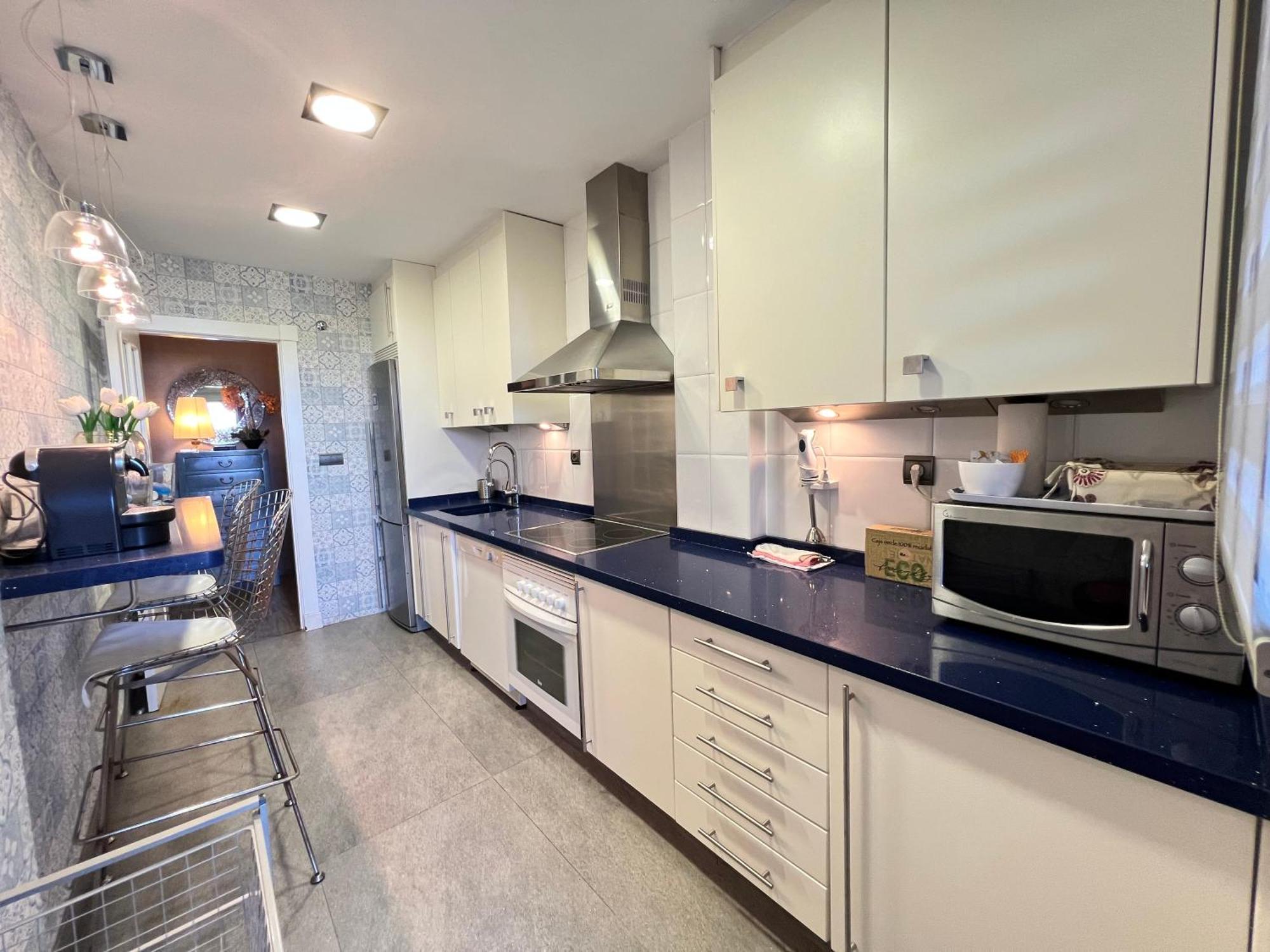 Pushe Penthouse Playa Granada & Golf 2 *